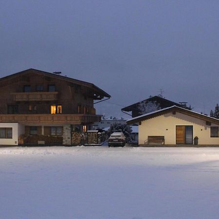 Appartement Haus Jochler à Ried im Zillertal Extérieur photo